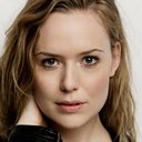 Stine Primdahl als Julie – Class teacher