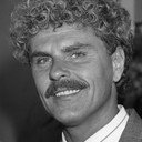 Robert Long als Supervisor Furman