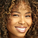Micki Jackson als Ann