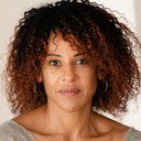 Anja Herden als Yvonne