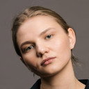 Luisa Lõhmus als Person in the Club