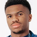 Omari Jones als Self