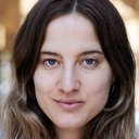 Eszter Popp als Doris