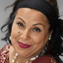 Sıdıka Duruer als Hamamda Tef Çalan Kadın