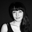 Mona Jabé als Sandrine