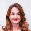 Andrea Karnasová als Woman (voice)