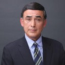 蟇目良 als 孫・アウグスト