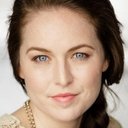 Katie Roberts als Rose