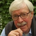 Volkert Kraeft als Dr. Philipp Achtermann