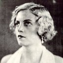 Lu Marival als Marcos' Wife