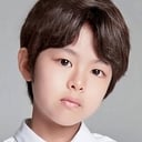 Jung Ji-hoon als Doo-young (young)