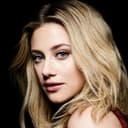 Lili Reinhart als Grace Town