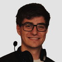 Iván Lassig als Santiago