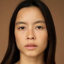 Bia Wong als Cláudia Santos