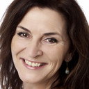 Jette Sophie Sievertsen als Præst