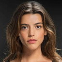 Calu Rivero als Laura Di Natale