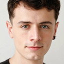 Carlo Basabe als Young Emilio