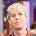 Phil Lester als Self