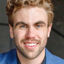 Cooper Rowe als Cashier / Bar Patron