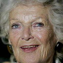 Stephanie Glaser als Martha Jost