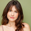 Susan Kemp als Sarah