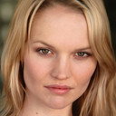 Ailsa Marshall als LT Rorke's Wife