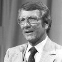 Lance Russell als Ring Announcer
