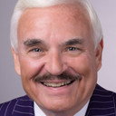 Michael Igoe als Dr. Igoe