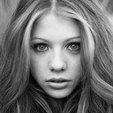 Michelle Trachtenberg als Bar Girl (voice)
