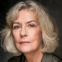 Catherine Wilkin als Carol Power