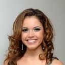 Susie Castillo als Tina