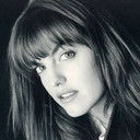 Tiffany Salerno als Carla