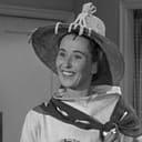 Edna Skinner als Maude Barrett (uncredited)