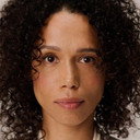 Vinette Robinson als Carly