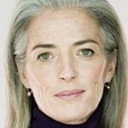 Francesca McGill als Suzanne