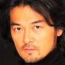 Junichi Kawamoto als Shinji Sugimi