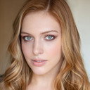 Jessie Vaughn als Nikki