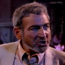 Richard Kaye als Harvey Bookman
