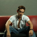 Michael Roy Jornales als Fight Instructor