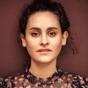 Yaël Dyens als Mrs. Yasmine Fahrat