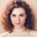 Marina Shay als Hippie Woman