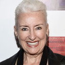 June Conniff als Ophelia