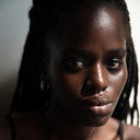 Djucu Dabo als Refugee Woman