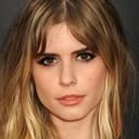 Carlson Young als Subway Girl (uncredited)