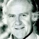 Denys Hawthorne als Voice