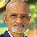 Deepak Antani als Mahatma Gandhi