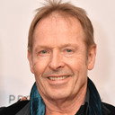 Simon Kirke als Himself