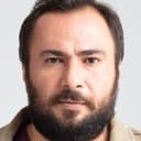 Mustafa Kırantepe als Masrumiye Muhtarı