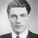 Tony Bruce als Rupert Ray