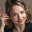 Rebecca Callard als Annie Peterson